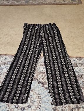 Three Dots Black and White Vertical Stripe Wide-Leg Pants